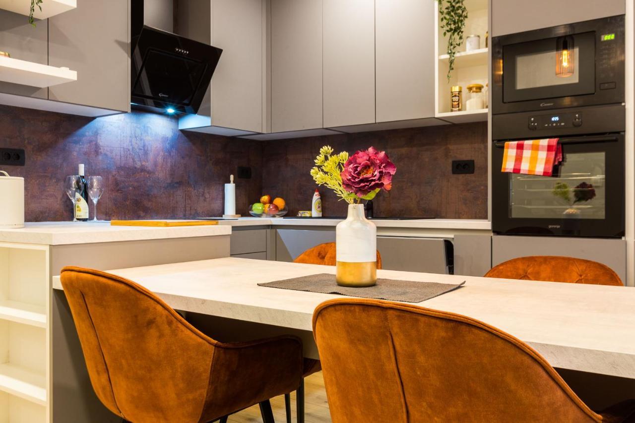 Karla'S Exclusive Central Apartment ซาดาร์ ภายนอก รูปภาพ