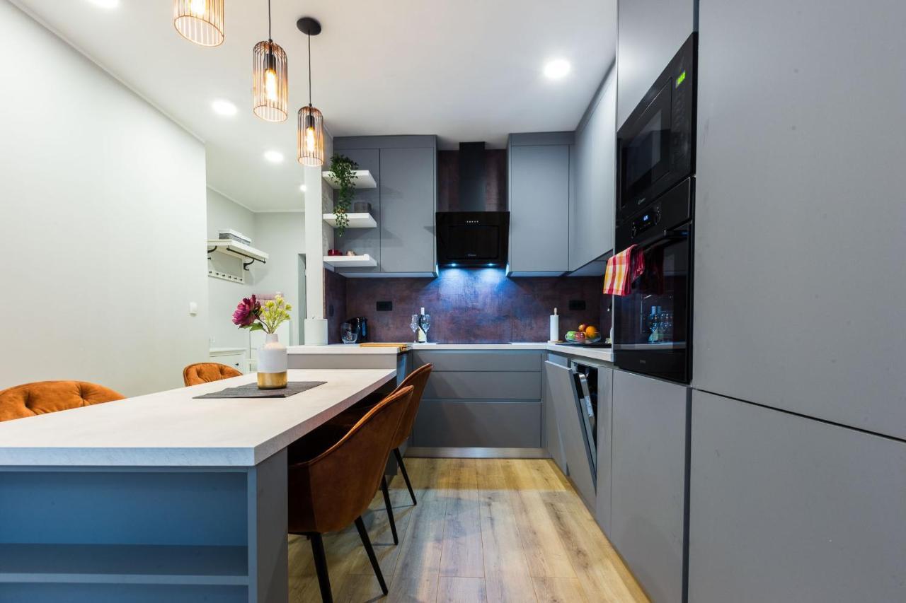 Karla'S Exclusive Central Apartment ซาดาร์ ภายนอก รูปภาพ